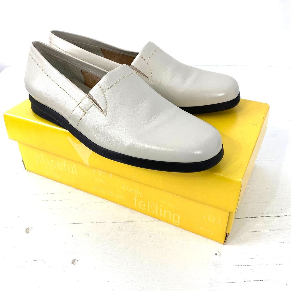 New EA by Etienne Aigner Low Wedge Women's 8 Linen Loafer Slip On